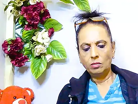 Snapshot of Hot_queen58 chatting on June 2, 2026, 6:59 am Hot queen58 online show from June 2, 2026, 6:59 am