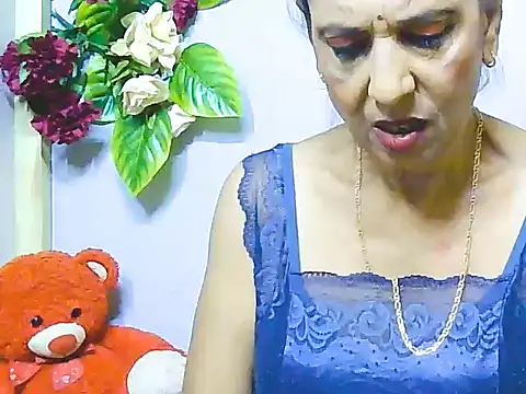 Snapshot of Hot_queen58 chatting on June 4, 2026, 4:13 pm Hot queen58 online show from June 4, 2026, 4:13 pm
