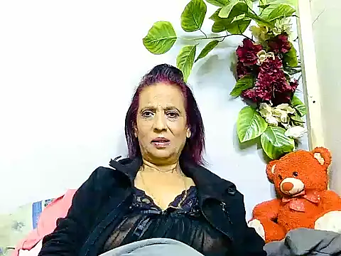 Snapshot of Hot_queen58 chatting on June 23, 2026, 4:32 am Hot queen58 online show from June 23, 2026, 4:32 am