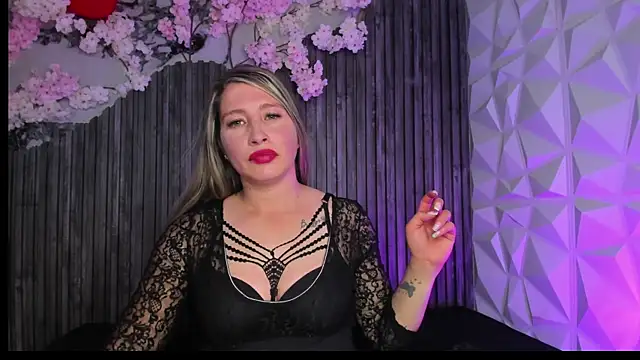 Snapshot of Mia_Backer07 chatting on March 2, 2026, 5:08 am Mia Backer07 online show from March 2, 2026, 5:08 am