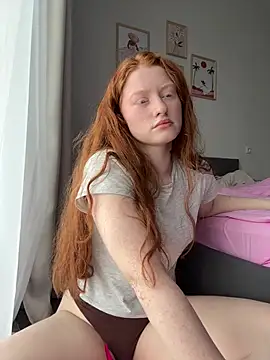 gingerlatte online show from May 3, 2026, 7:47 am