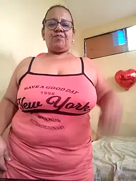 Snapshot of Roxy_77 chatting on March 1, 2026, 2:41 pm Roxy 77 online show from March 1, 2026, 2:41 pm