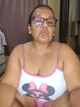 Roxy 77 online show from March 21, 2026, 4:06 am