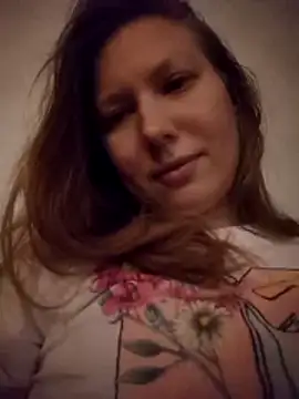 August Shine online show from April 1, 2026, 6:16 pm