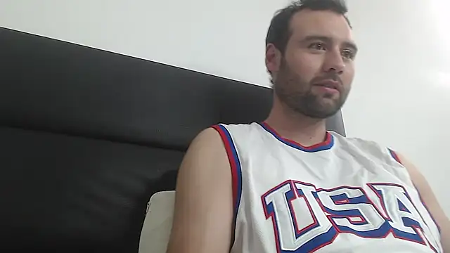 CarterHott online show from April 27, 2026, 11:58 pm