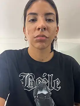 Snapshot of VioletaHills_ chatting on June 25, 2026, 12:09 pm VioletaHills online show from June 25, 2026, 12:09 pm