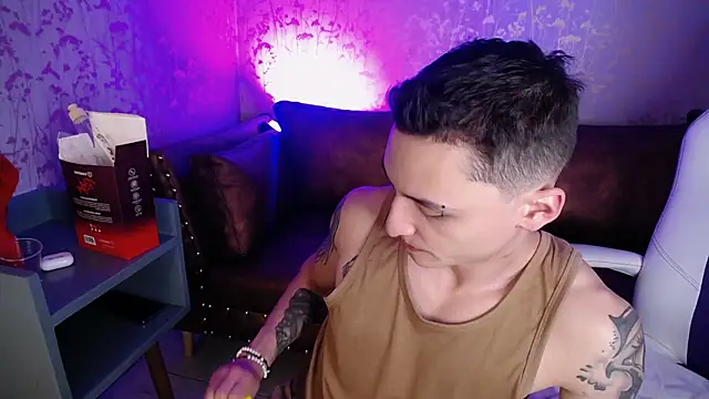 DIEGO JONES online show from April 9, 2026, 1:38 pm