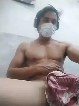 traiwe06 online show from April 16, 2026, 9:21 am