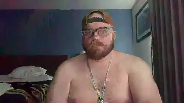 Snapshot of zeusontheloose1 chatting on March 1, 2026, 7:05 pm zeusontheloose1 online show from March 1, 2026, 7:05 pm