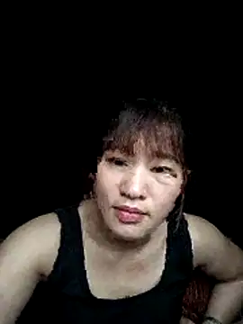 Lilinn  online show from April 23, 2026, 3:41 am