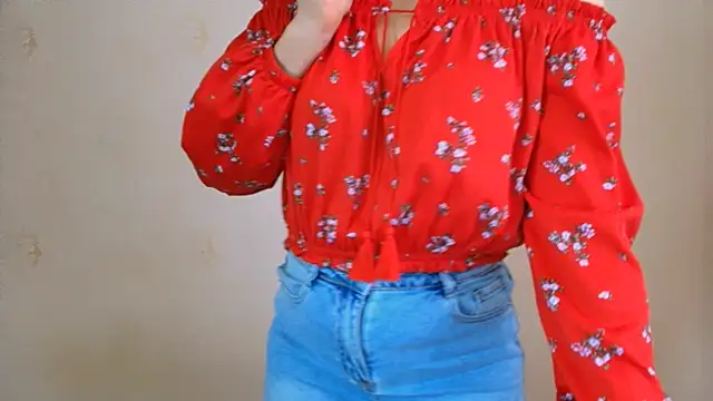 Inessa beauty online show from May 19, 2026, 2:23 pm