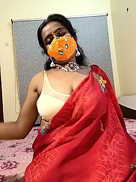 misti-boudii online show from April 18, 2026, 7:58 pm