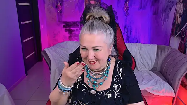 LilaMaharani online show from April 22, 2026, 2:29 pm