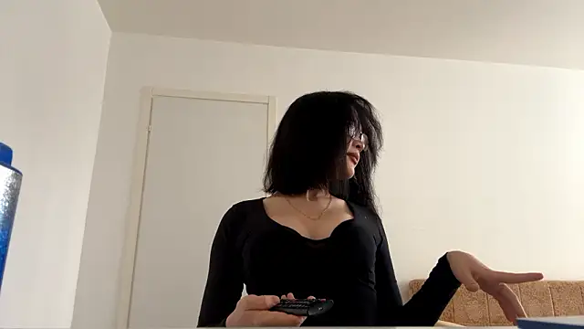 CartiBlue online show from March 3, 2026, 10:32 am