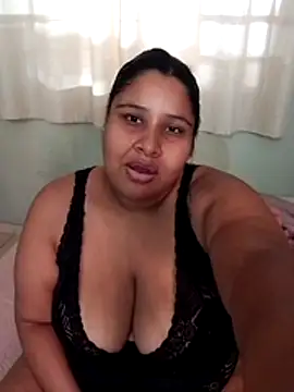 gordinhafogosaa online show from May 11, 2026, 12:11 pm