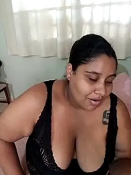gordinhafogosaa online show from May 11, 2026, 4:04 pm