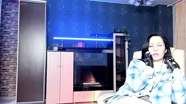 Lucky Milf online show from March 7, 2026, 1:08 pm