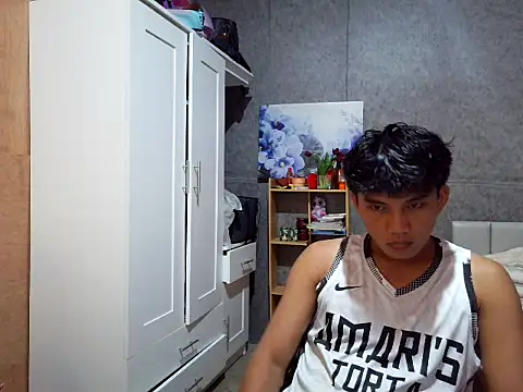 marksurelyhard online show from May 5, 2026, 4:53 am