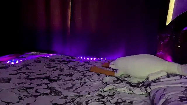 TecnaSanzz online show from March 29, 2026, 7:41 am