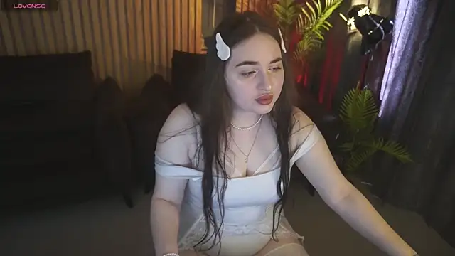 RapunzelAngel online show from May 9, 2026, 6:07 am
