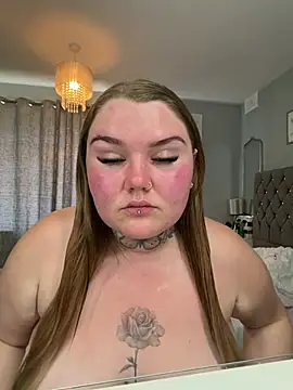 BeeMay22 online show from June 14, 2026, 2:41 pm