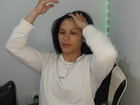 KathLovee online show from April 24, 2026, 2:30 pm