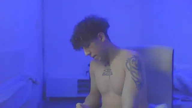 TitanNoir online show from March 2, 2026, 5:08 am