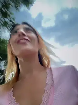 Emma Reyes online show from June 28, 2026, 8:04 pm