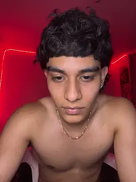 IronLatino online show from March 6, 2026, 4:42 am