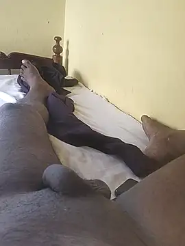 lovelycouples95 online show from March 2, 2026, 11:17 am