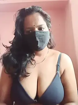 Miss-Dolly07 online show from July 10, 2026, 12:30 pm