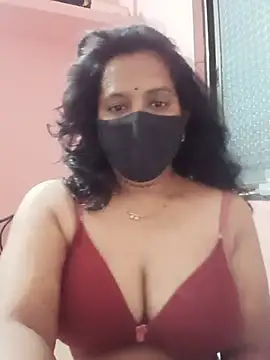 Miss-Dolly07 online show from July 15, 2026, 5:40 pm