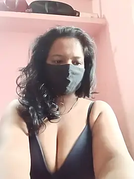 Miss-Dolly07 online show from July 17, 2026, 1:34 am
