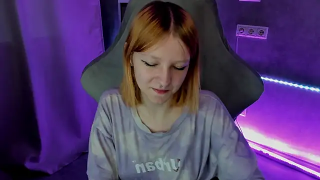 Emma Dusk online show from July 9, 2026, 1:09 am