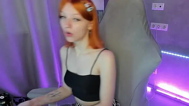 Emma Dusk online show from July 19, 2026, 1:09 am