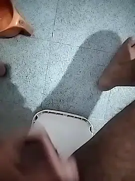 lkjhgf12qwe online show from March 27, 2026, 3:34 pm