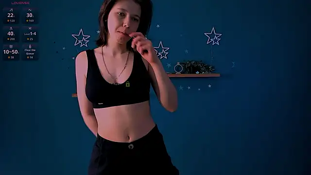 aria wild  online show from March 18, 2026, 1:14 pm