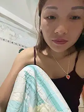 Mimi pussy online show from April 13, 2026, 10:48 pm