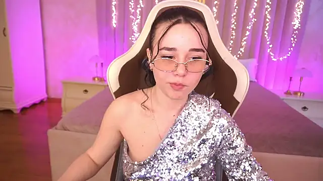 TorrySrar online show from March 27, 2026, 1:33 pm