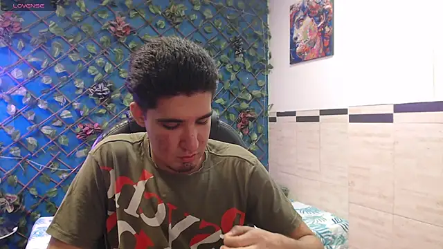 Roccoallegeri online show from March 25, 2026, 1:06 pm