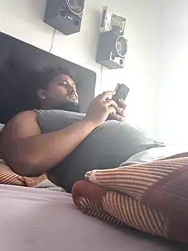 Snapshot of demon_feelz chatting on March 2, 2026, 8:37 pm demon feelz online show from March 2, 2026, 8:37 pm