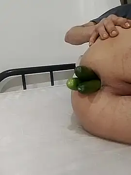 PitifulSky8 online show from March 5, 2026, 12:12 pm