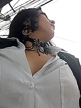 jaade doll online show from March 19, 2026, 1:15 pm