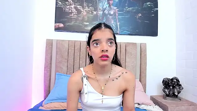 Thalia parkerr  online show from March 19, 2026, 12:20 pm