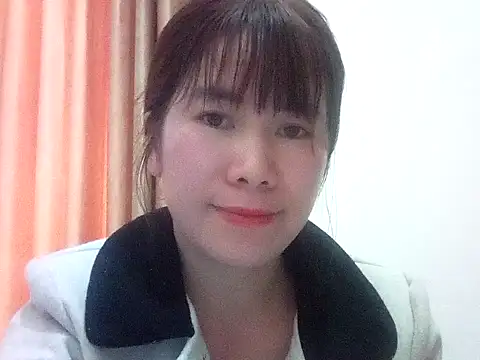 Snapshot of Bondgirl_9 chatting on March 12, 2026, 5:24 am Bondgirl 9 online show from March 12, 2026, 5:24 am