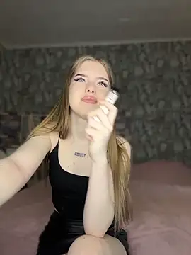 KayShaw online show from April 24, 2026, 6:05 am