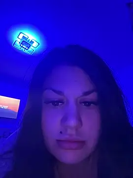 TMmmmmmm32 online show from March 5, 2026, 9:22 pm