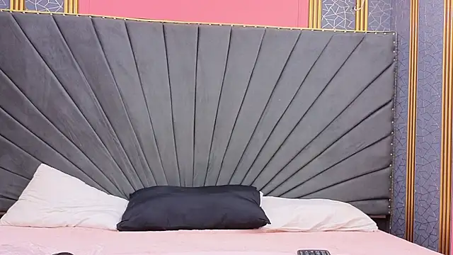 Kaely-Hot- online show from March 26, 2026, 2:11 pm