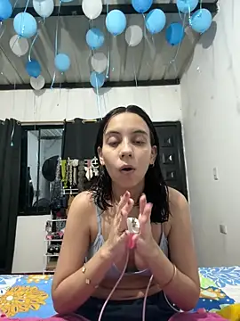 Nicole Cute04 online show from March 21, 2026, 3:44 am