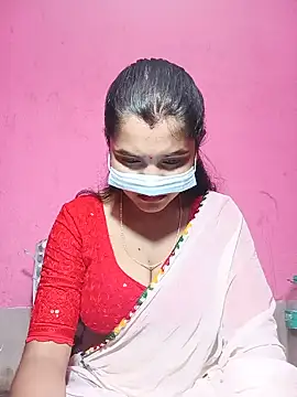 Sexy Sonniyaa online show from June 26, 2026, 7:35 am